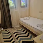 Elea Aparthotel 4*