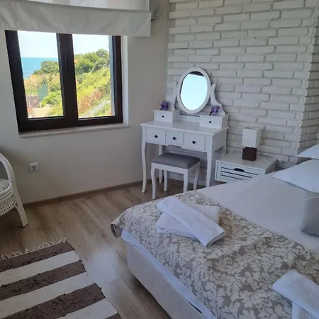 Lejlighedshotel Elea 4*